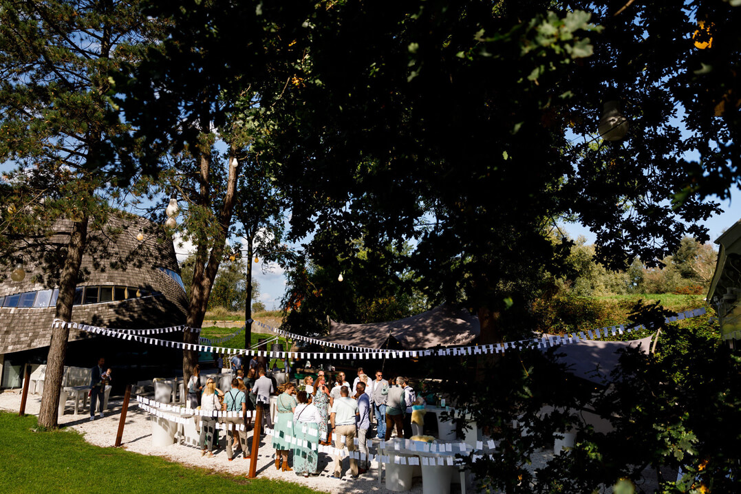 Real Wedding Mint en Goudtint Paviljoen Puur